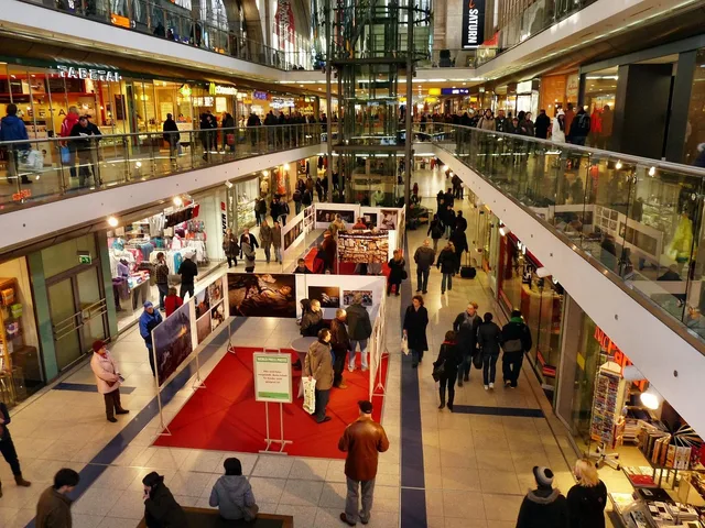 station, leipzig, train, shopping, leipzig, leipzig, leipzig, leipzig, leipzig, shopping. Customer Segmentation Examples: Nine Decision Patterns